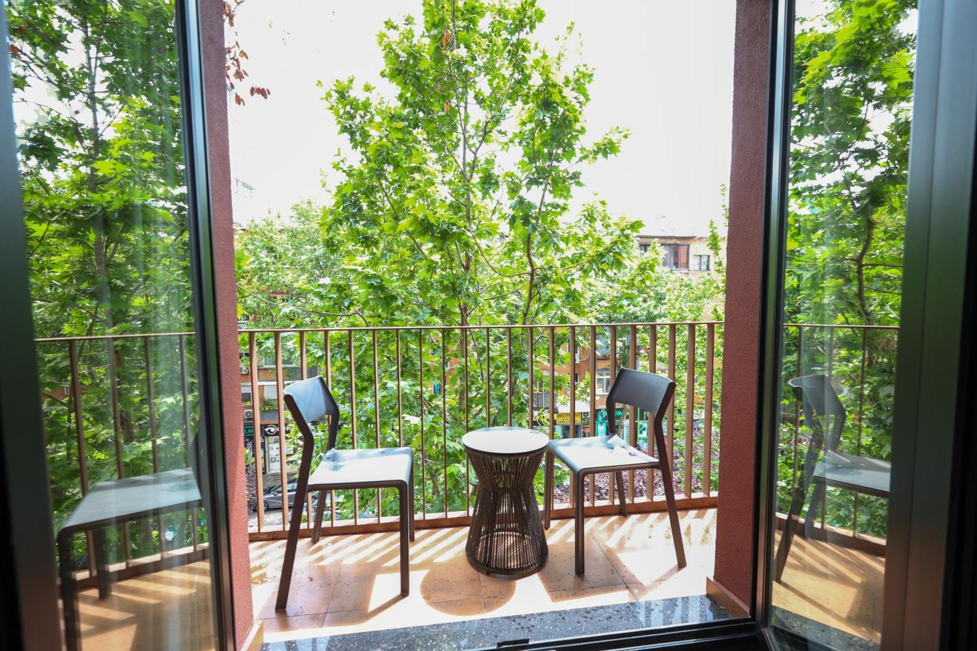 Garden Boutique Hotel Tiranë Luaran gambar