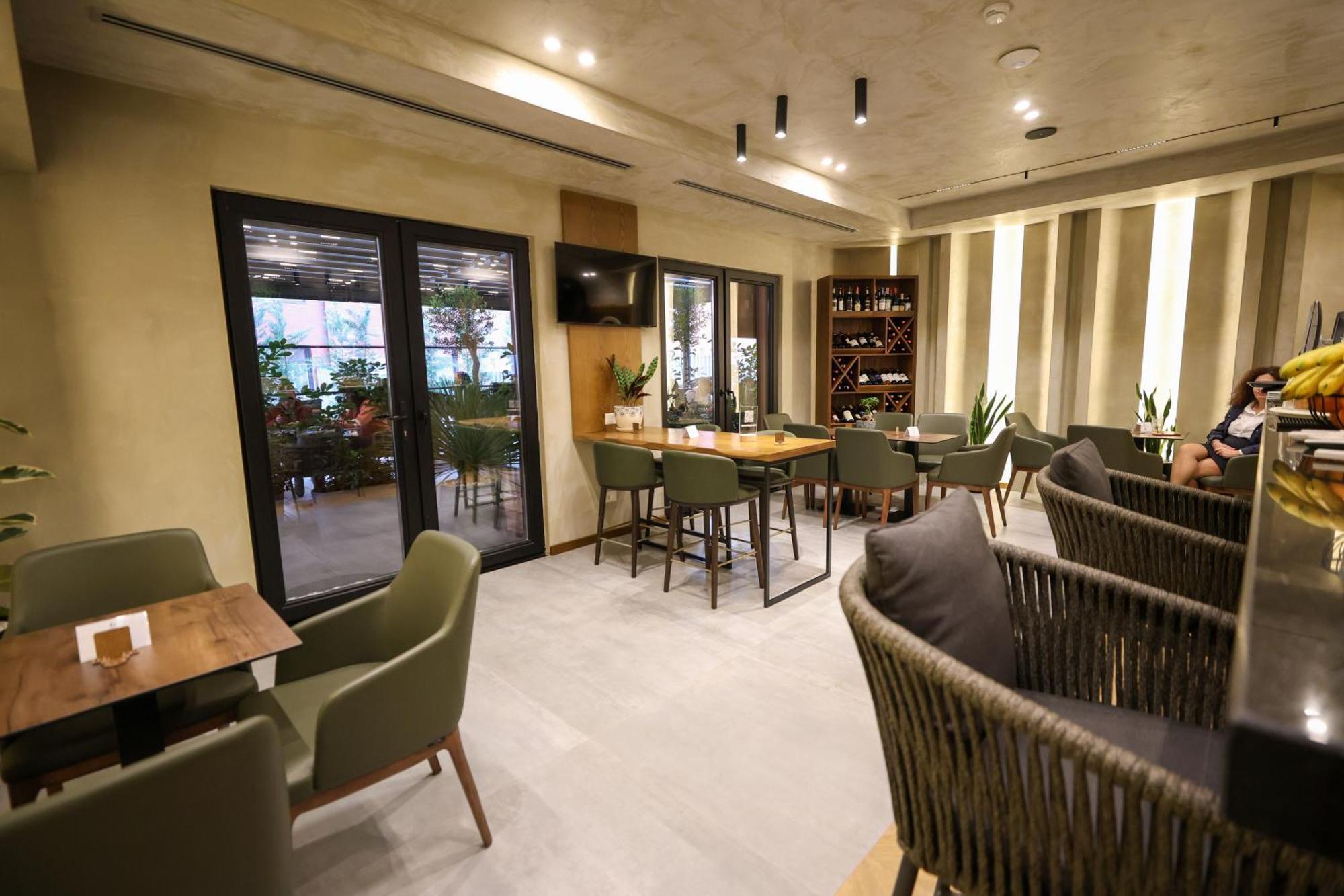 Garden Boutique Hotel Tiranë Luaran gambar