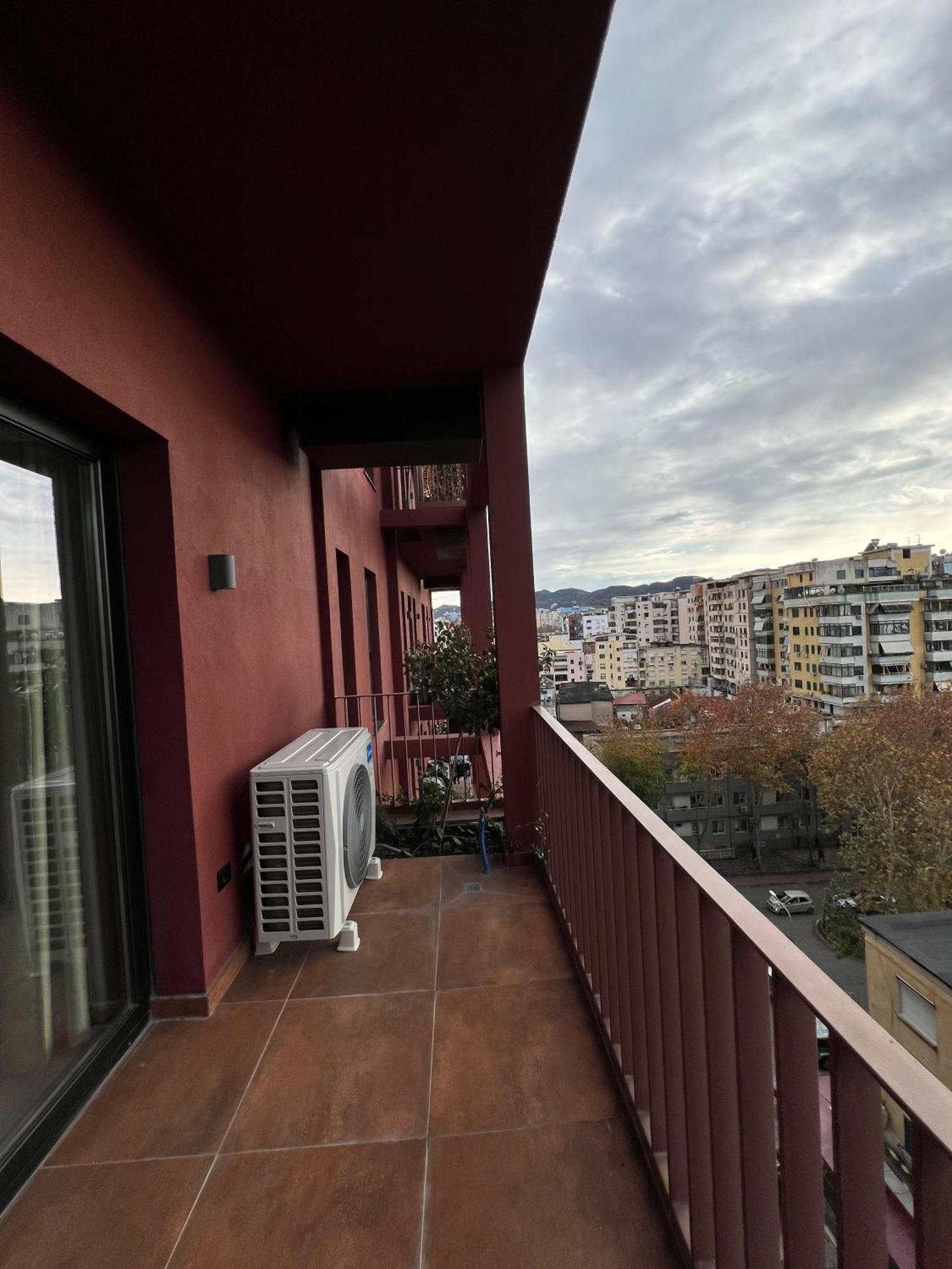 Garden Boutique Hotel Tiranë Luaran gambar